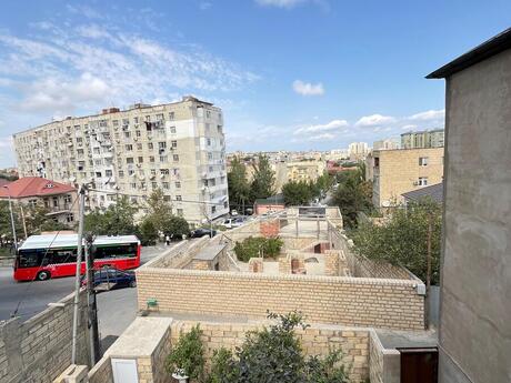 5-комн. дом/дача - пос. Бадамдар - 180 м²