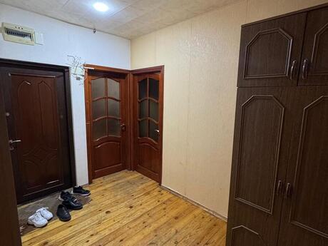 Elan №5993351 - Bakı, Massiv D q., 3 otaqlı, 70 m², 3/9 mərtəbə