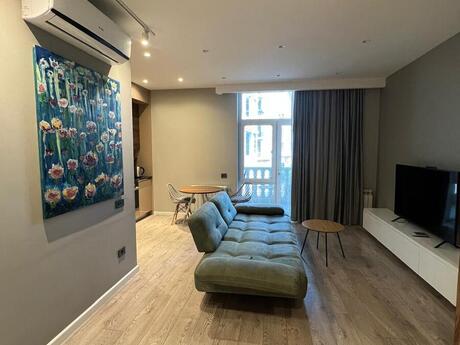 3 otaqlı yeni tikili - Ağ şəhər q. - 105 m²