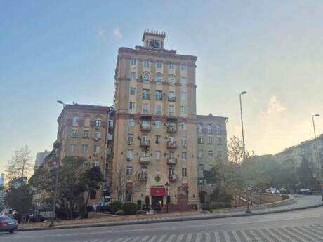 Объявление №5993655 - Баку, м. Низами, 3-комн., 85 м², 2/5 этаж