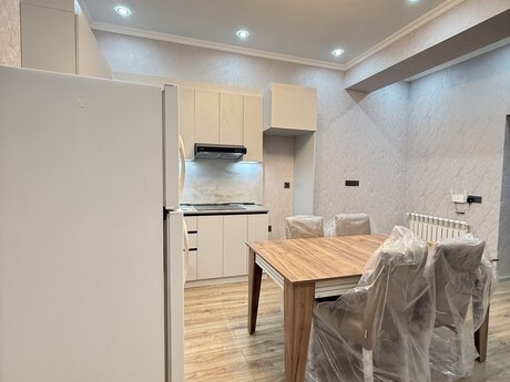 2 otaqlı yeni tikili - İnşaatçılar m. - 50 m²
