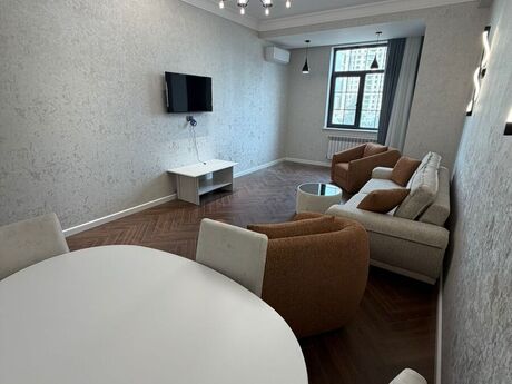 2 otaqlı yeni tikili - Elmlər Akademiyası m. - 68 m²