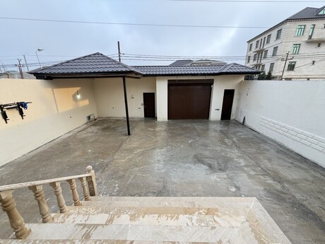 6 otaqlı həyət evi/bağ evi - M.Ə.Rəsulzadə q. - 260 m²