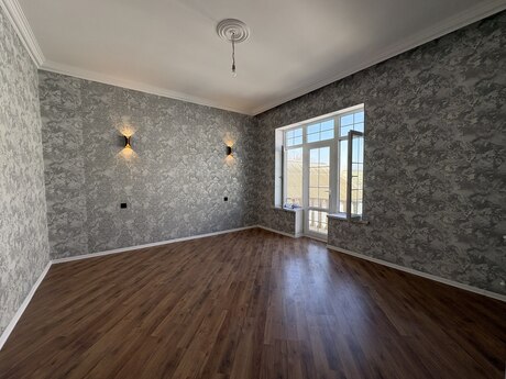 House with Garden, Villa For Sale