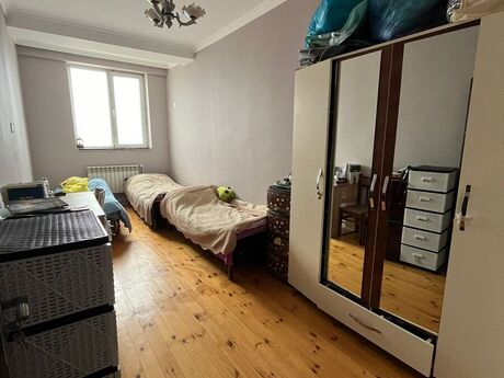 Satılır 1 otaqlı yeni tikili 50 m², Əhmədli q.
