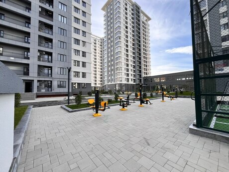Satlr 3 otaql yeni tikili 80 m, naatlar m.