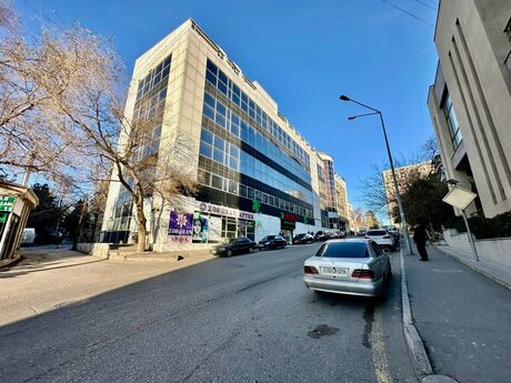 Объявление №5994300 - Баку, м. Нефтчиляр, 2-комн., 36 м², 5/5 этаж