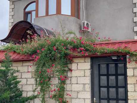 Satılır 4 otaqlı həyət evi/bağ evi 150 m², Quba