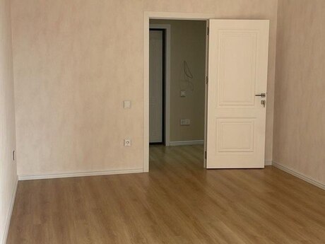 Satlr 2 otaql yeni tikili 80 m, Neftilr m.