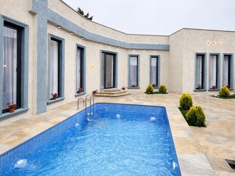4 otaqlı həyət evi/bağ evi - Şüvəlan q. - 155 m²