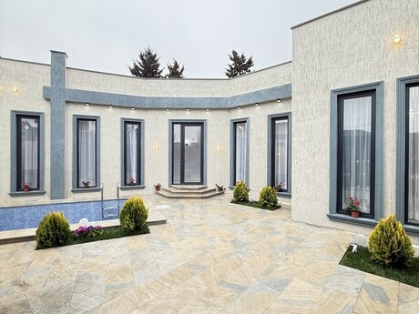 4 otaqlı həyət evi/bağ evi - Şüvəlan q. - 155 m²