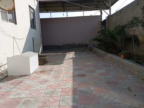 Satılır 5 otaqlı həyət evi/bağ evi 145 m², Binə q.