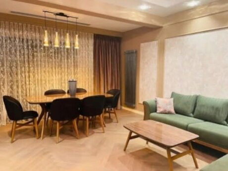 4 otaqlı yeni tikili - İçəri Şəhər m. - 200 m²