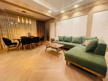 4 otaqlı yeni tikili - İçəri Şəhər m. - 200 m²