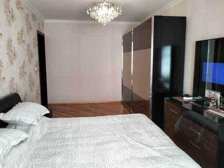5 otaqlı köhnə tikili - Əhmədli q. - 120 m²