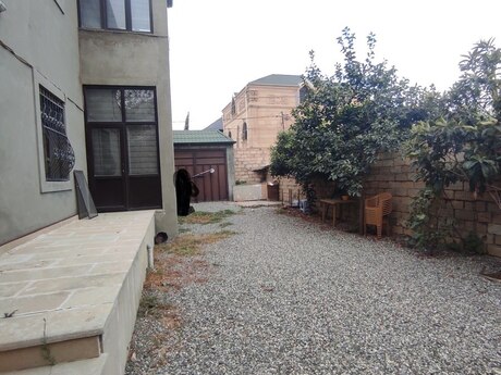 House with Garden, Villa For Sale