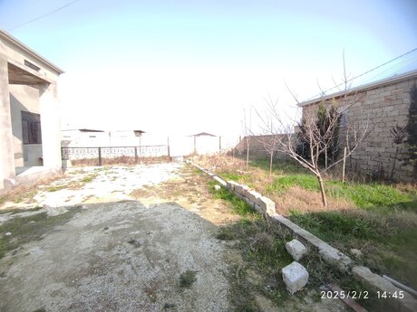 6 otaqlı həyət evi/bağ evi - Qala q. - 220 m²