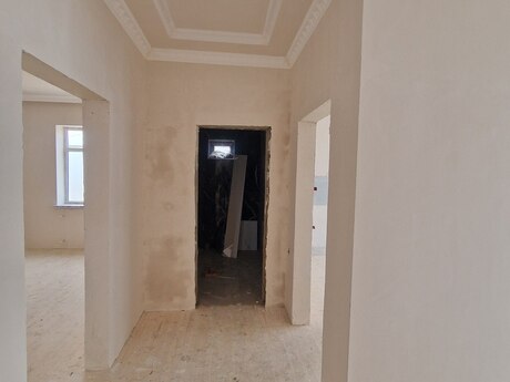 3 otaqlı həyət evi/bağ evi - Zabrat q. - 91 m²