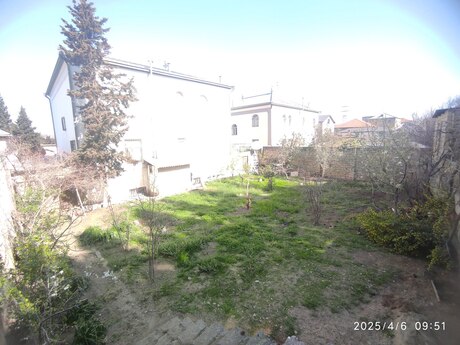 10 otaqlı həyət evi/bağ evi - Bakıxanov q. - 330 m²