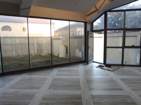 6 otaqlı həyət evi/bağ evi - Bilgəh q. - 280 m²