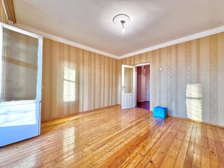 Elan №5994766 - Bakı, Qara Qarayev m., 3 otaqlı, 75 m², 5/6 mərtəbə