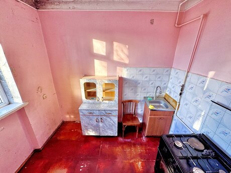 3-комн. вторичка - м. Кара Караев - 75 м²