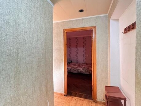 2 otaqlı köhnə tikili - Elmlər Akademiyası m. - 40 m²