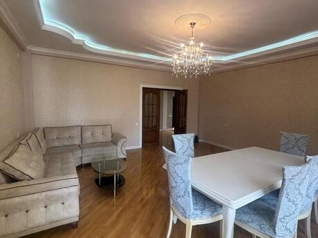 4 otaqlı yeni tikili - Nəsimi r. - 175 m²