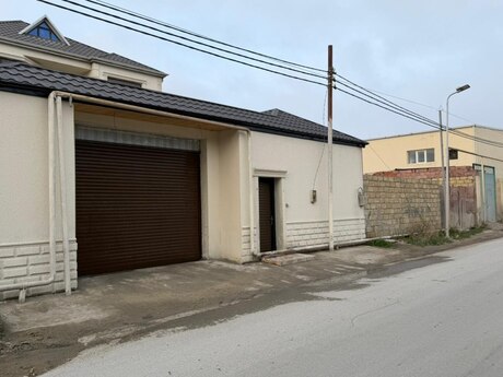 5 otaqlı həyət evi/bağ evi - Biləcəri q. - 210 m²