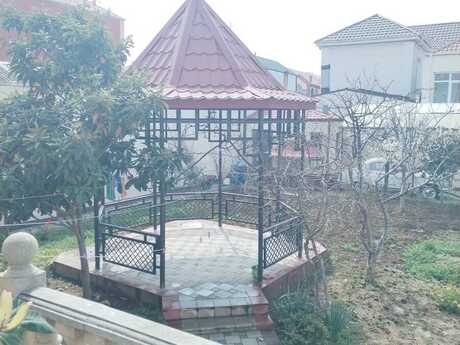 9 otaqlı həyət evi/bağ evi - Azadlıq Prospekti m. - 640 m²