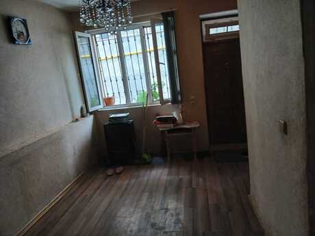 Elan №5994886 - Bakı, Bayıl q., 3 otaqlı, 70 m², 1/1 mərtəbə