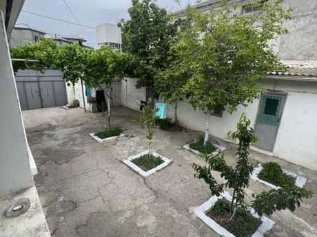 6 otaqlı həyət evi/bağ evi - Biləcəri q. - 160 m²