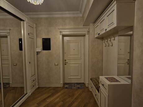 Nəriman Nərimanovda 4 otaqlı yeni tikili mənzil satılır, 205 m², 750 000 AZN, şəkil 2 / 12