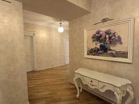 Nəriman Nərimanovda 4 otaqlı yeni tikili mənzil satılır, 205 m², 750 000 AZN, şəkil 3 / 12