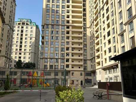 Объявление №5994929 - Баку, м. 28 мая, 2-комн., 75 м², 13/17 этаж