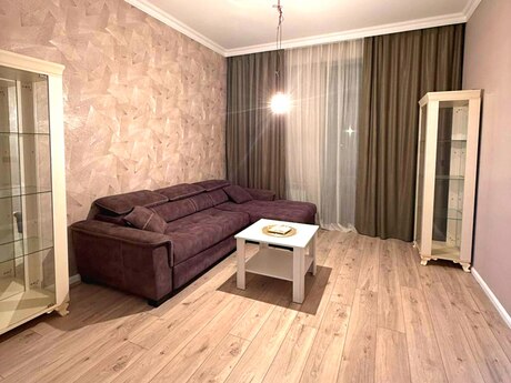 Elan №5995041 - Bakı, Qara Qarayev m., 3 otaqlı, 92 m², 10/14 mərtəbə