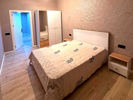 3 otaq · 92 m² · 10/14 mərtəbə, Qara Qarayev