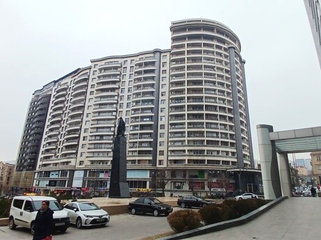 3 otaqlı yeni tikili - Nizami m. - 125 m²