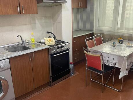 1 otaqlı köhnə tikili - Azadlıq Prospekti m. - 35 m²