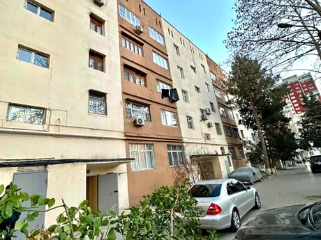 Elan №5995188 - Bakı, Qara Qarayev m., 3 otaqlı, 80 m², 5/5 mərtəbə