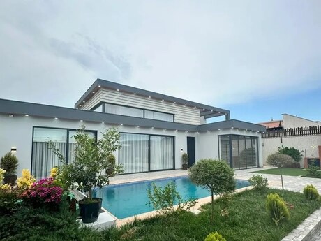 4 otaqlı həyət evi/bağ evi - Mərdəkan q. - 300 m²