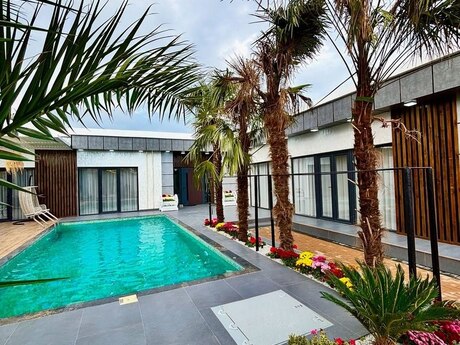 5 otaqlı həyət evi/bağ evi - Mərdəkan q. - 350 m²