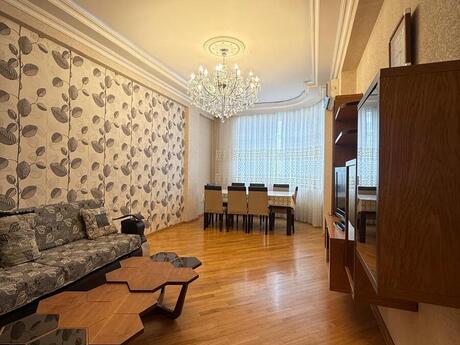 Объявление №5995419 - Баку, м. Иншаатчылар, 3-комн., 110 м², 11/17 этаж