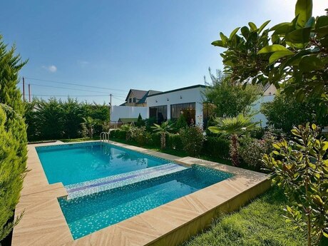 4 otaqlı həyət evi/bağ evi - Mərdəkan q. - 250 m²