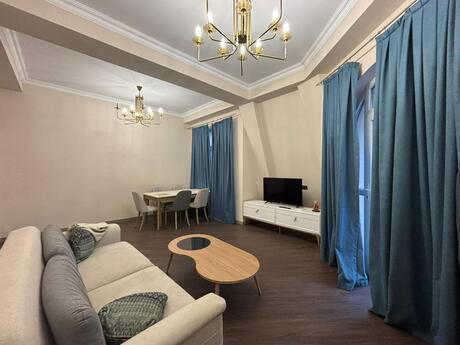 3 otaqlı yeni tikili - Ağ şəhər q. - 110 m²