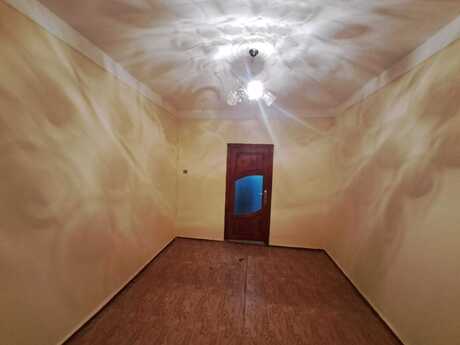 2 otaqlı köhnə tikili - Əhmədli q. - 60 m²