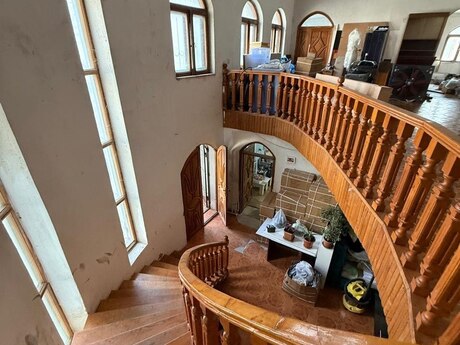 Elan №5995657 - Bakı, Nərimanov r., 8 otaqlı, 700 m²