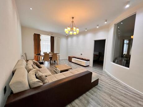 3 otaqlı yeni tikili - 8 Noyabr m. - 110 m²