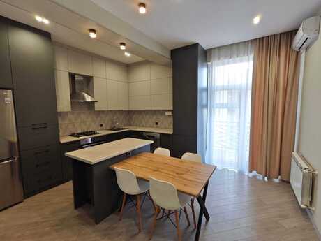 4 otaqlı yeni tikili - Xətai r. - 136 m²