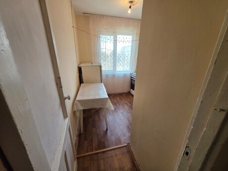 1 otaqlı köhnə tikili - Neftçilər m. - 35 m²